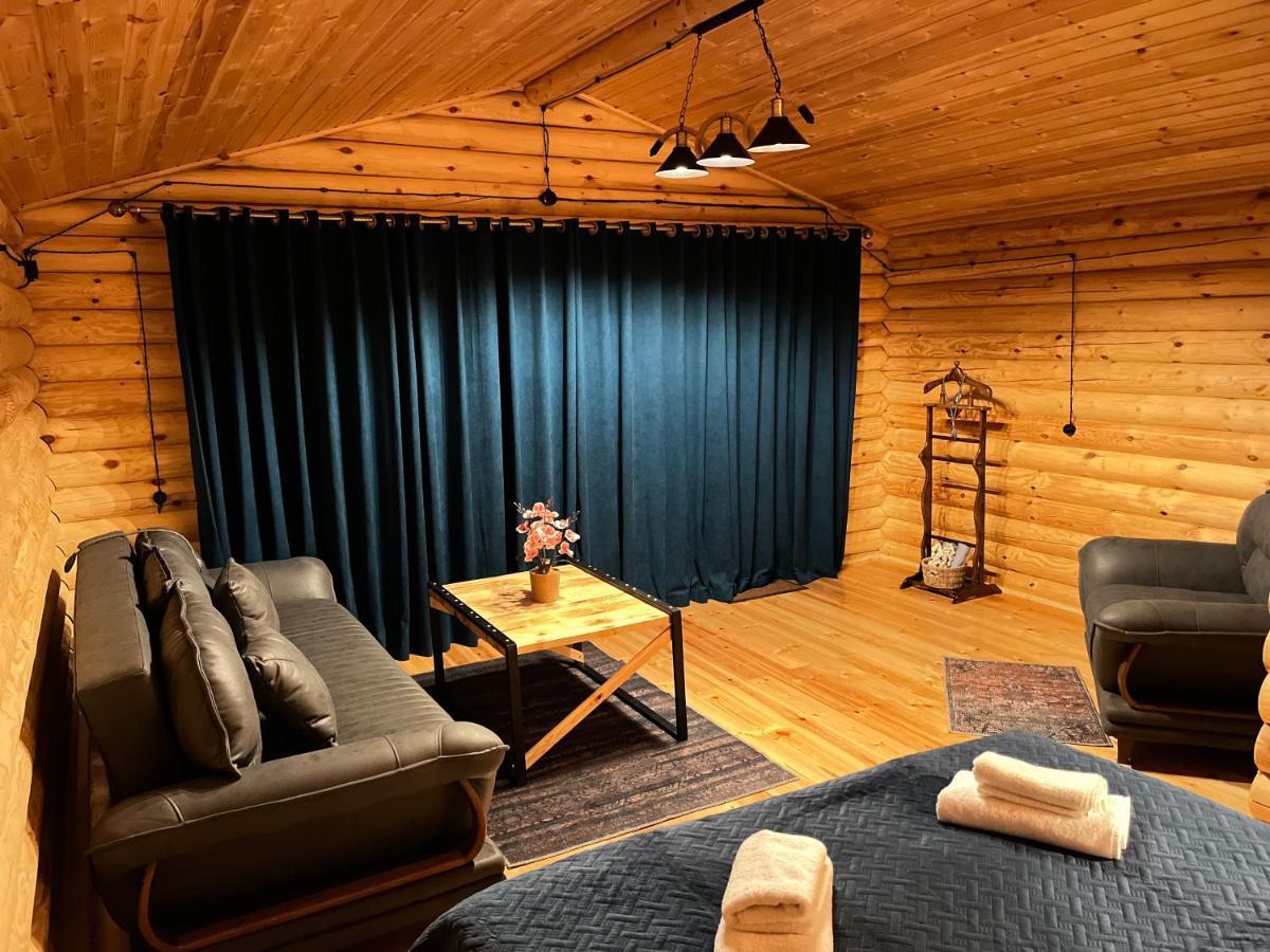 Alone Cottage Kazbegi ภายนอก รูปภาพ